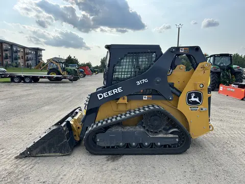 2023 John Deere 317G