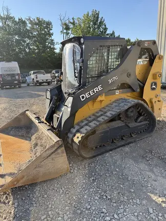 2019 John Deere 317G