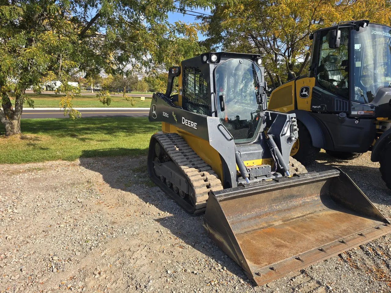 2024 John Deere 325G