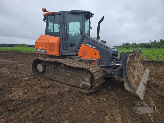 2023 Develon DD100