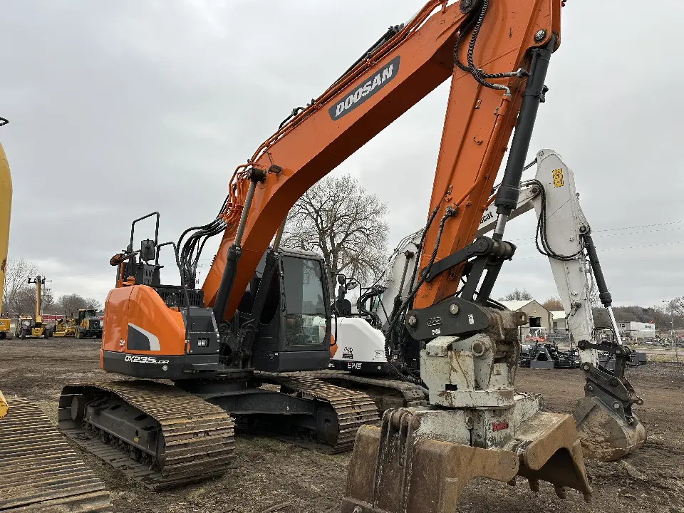 2021 Doosan DX235LCR-5