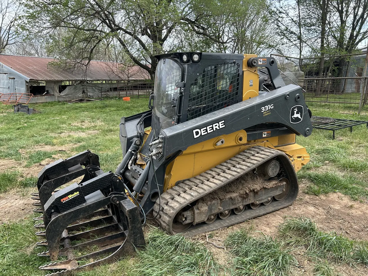 2020 John Deere 331G