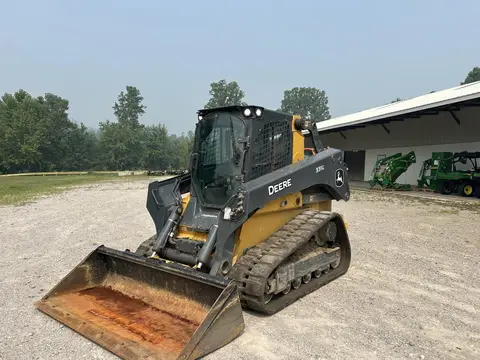 2023 John Deere 331G