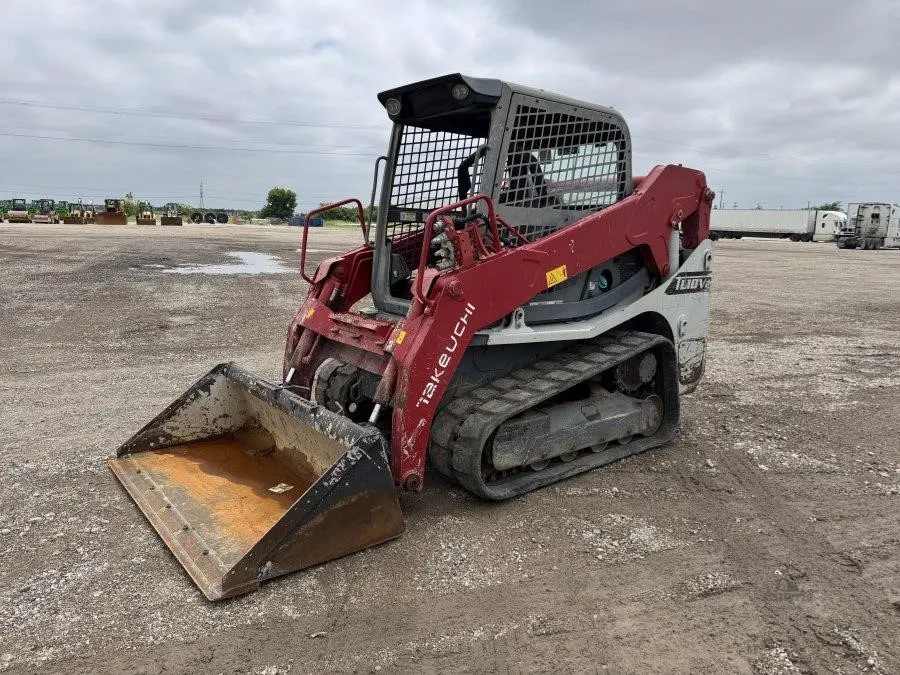 2020 Takeuchi TL10V2