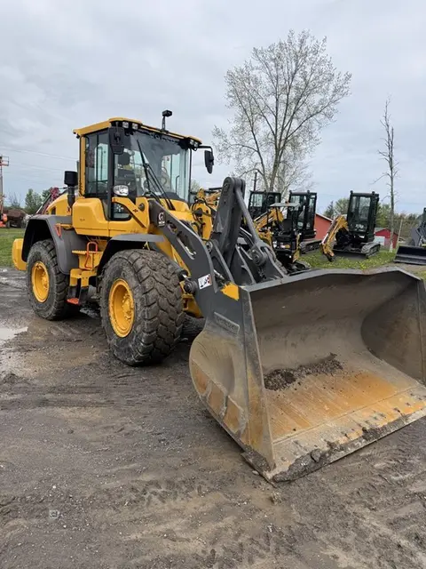 2023 Volvo L90H