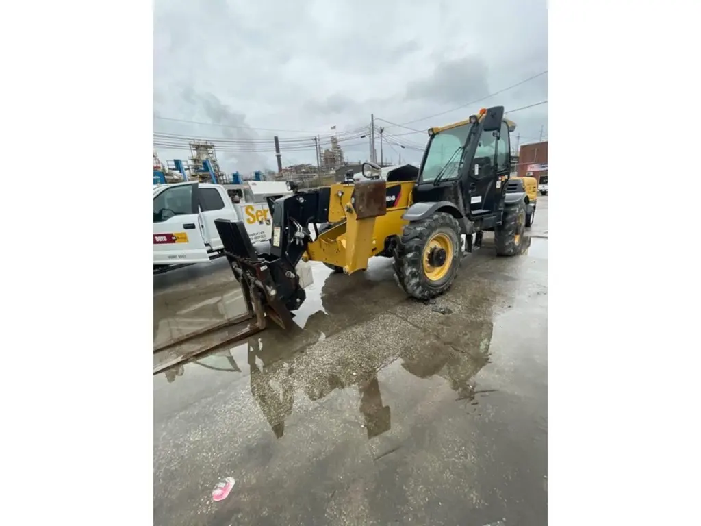 2018 Caterpillar TH514D