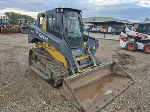 2019 John Deere 331G
