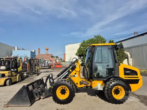2022 JCB 407