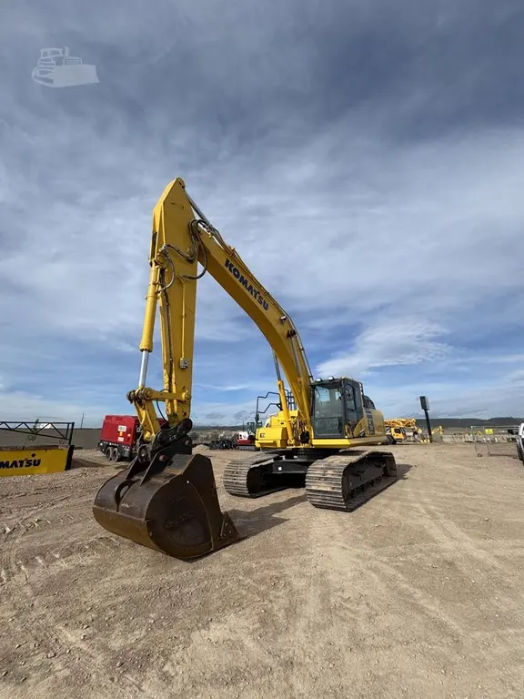2022 Komatsu PC360 LC-11