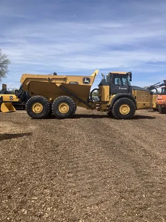 2022 John Deere 460E-II