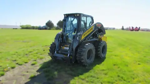 2024 New Holland L328