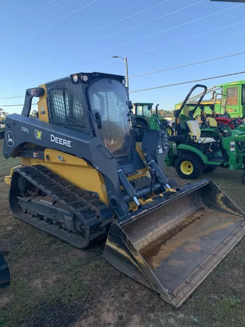 2023 John Deere 331G
