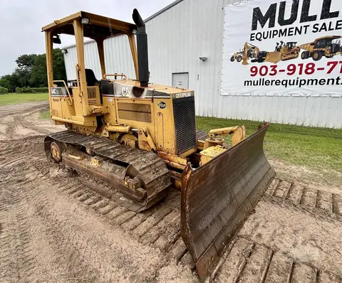 2001 Caterpillar D4C XL III