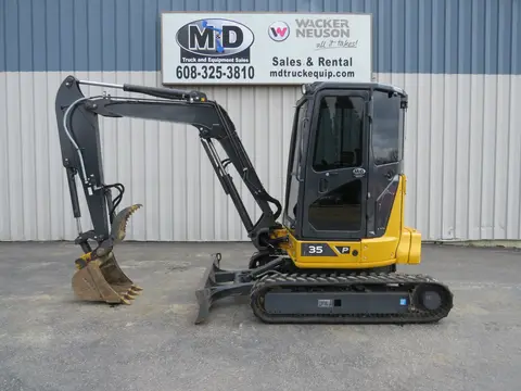 2024 John Deere 35