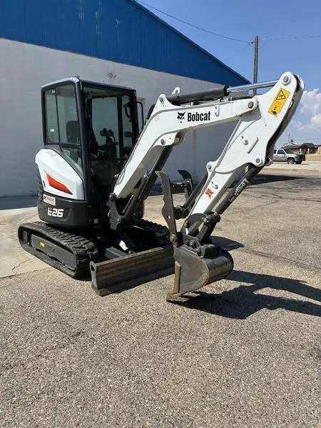 2022 Bobcat E26