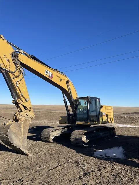 2022 Caterpillar 330