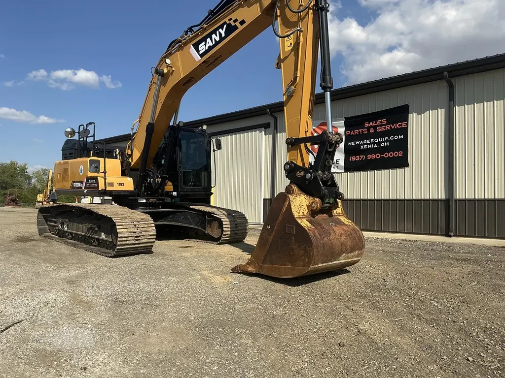 2021 SANY SY225C LC