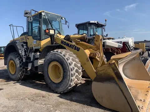 2018 Komatsu WA380-8