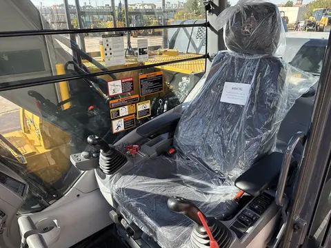 2026 John Deere 160P