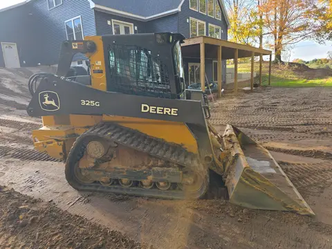 2024 John Deere 325G