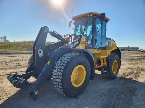 2024 John Deere 524P