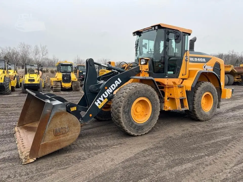 2023 Hyundai HL940A