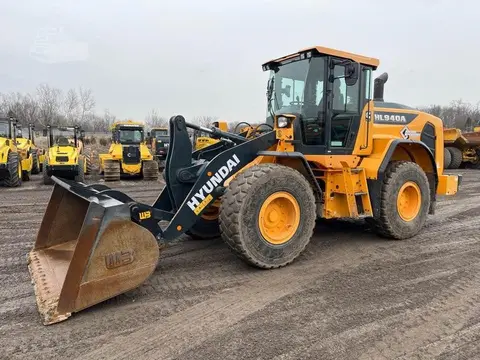 2023 Hyundai HL940A