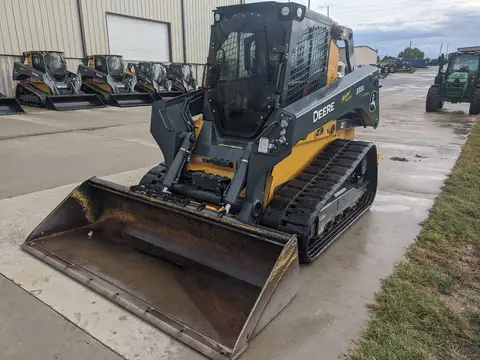 2023 John Deere 333G