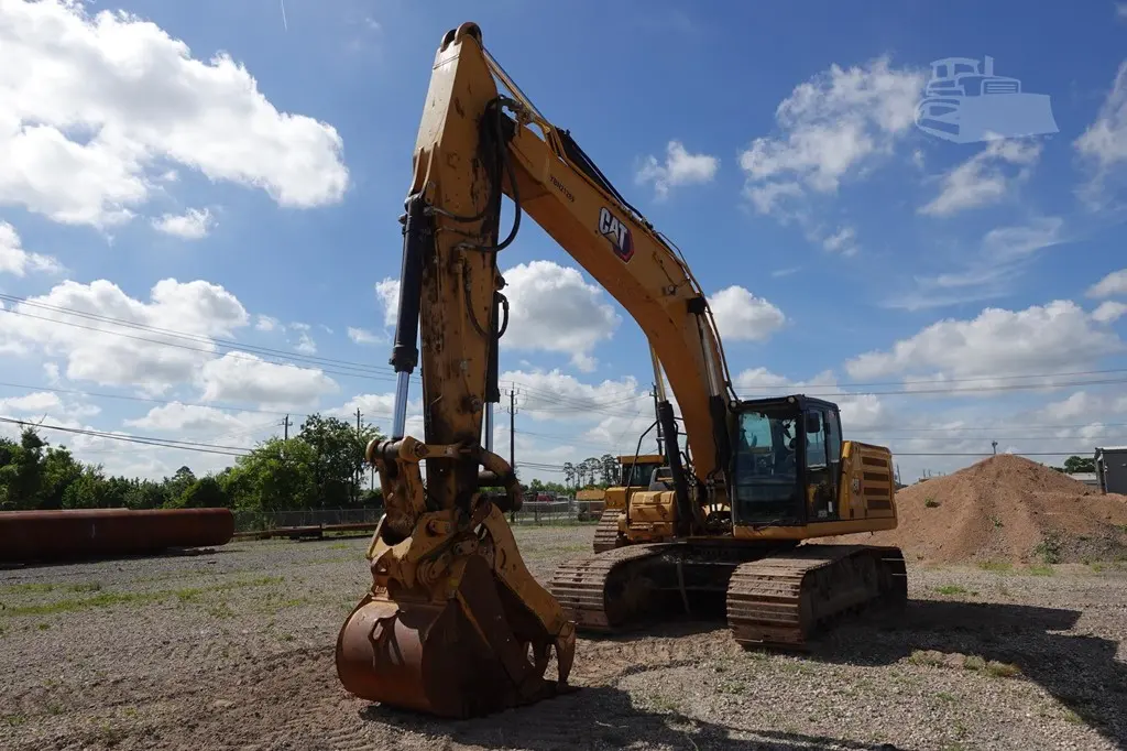 2022 Caterpillar 336