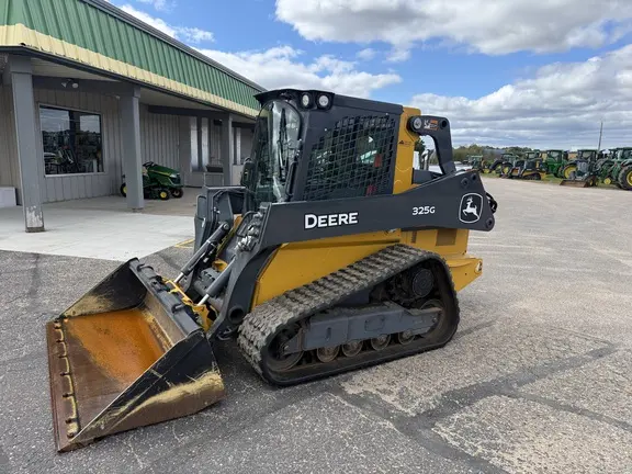 2025 John Deere 325G