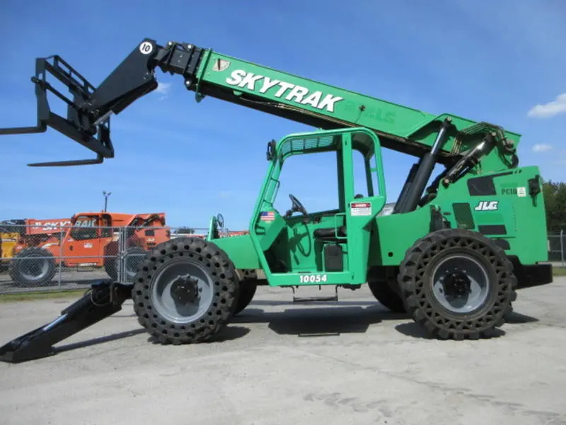 2015 SkyTrak 10054