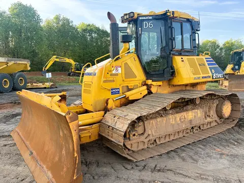 2023 Komatsu D61PXI-24