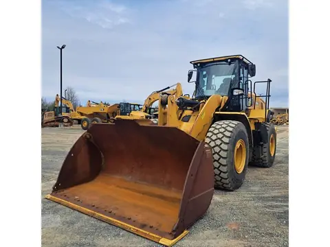 2023 Caterpillar 950