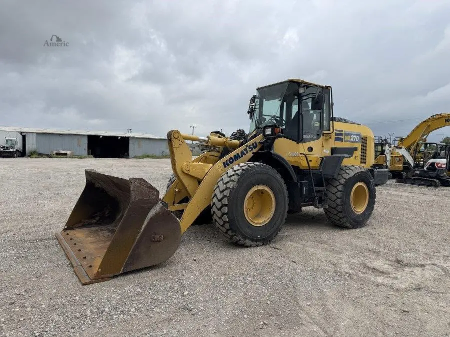 2018 Komatsu WA270-8