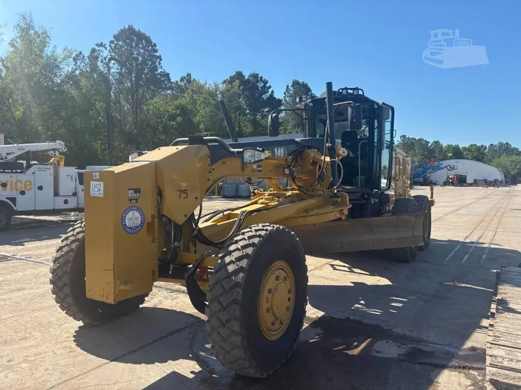 2021 Caterpillar 140 AWD