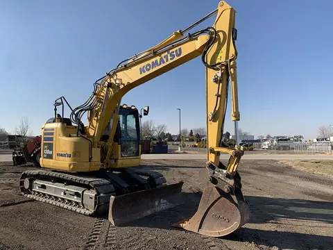 2017 Komatsu PC138USLC-11