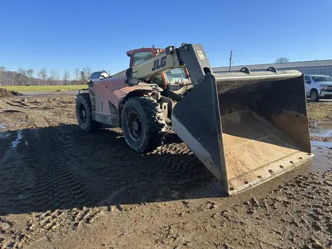 2024 JLG AG925