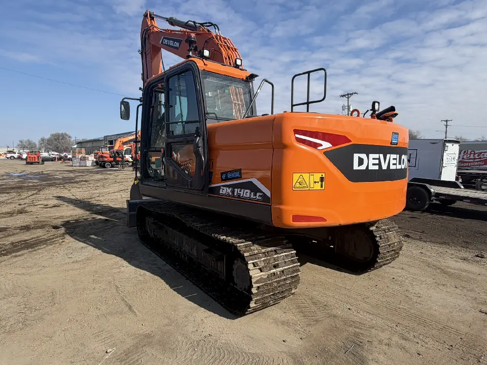 2024 Develon DX140LC-7