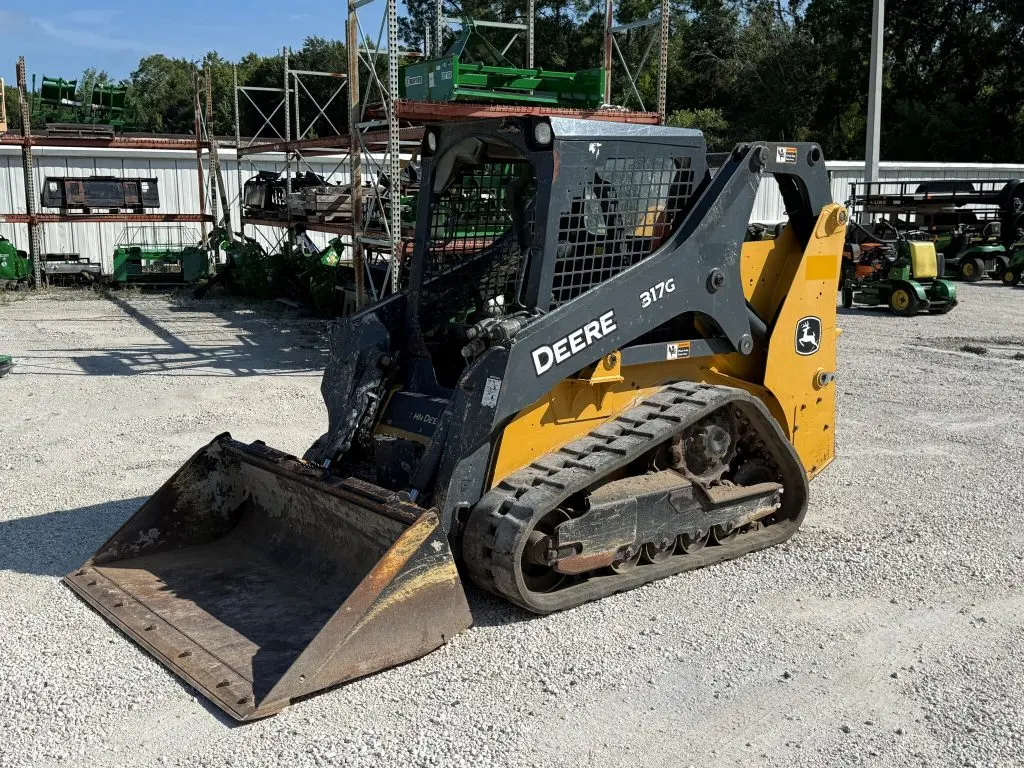 2019 John Deere 317G