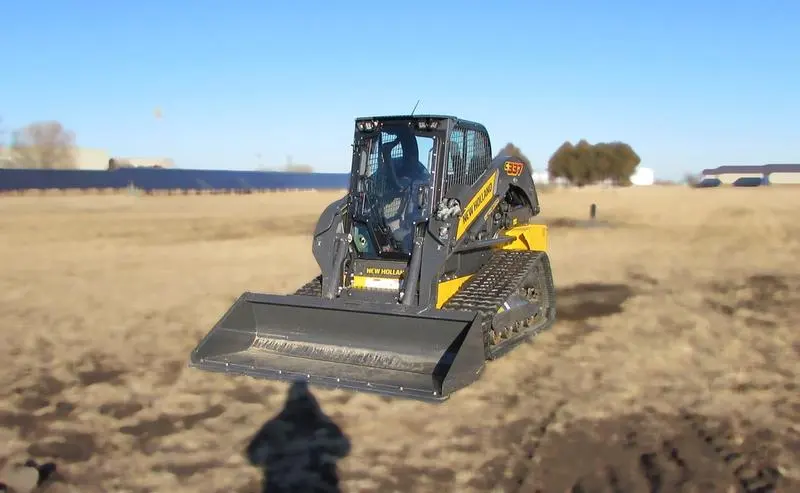 2023 New Holland C337