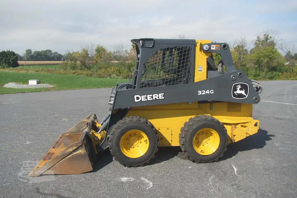 2021 John Deere 324G