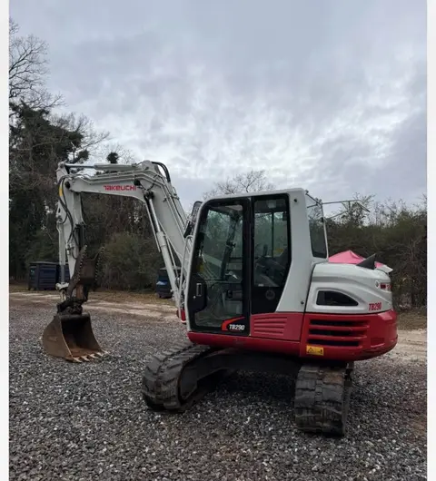 2019 Takeuchi TB290