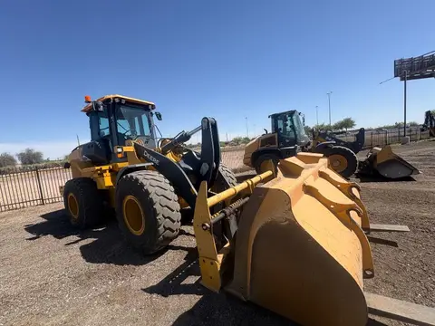 2023 John Deere 624P
