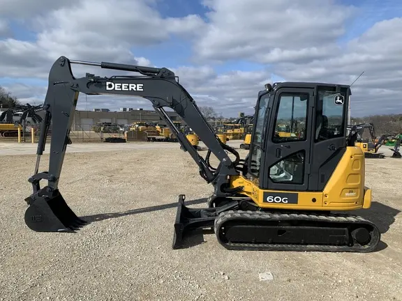 2015 John Deere 60G