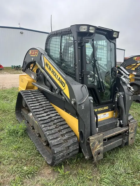 2017 New Holland C237