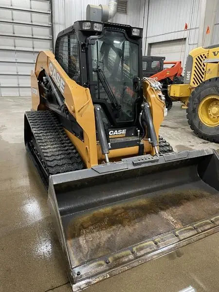 2022 Case TV370B