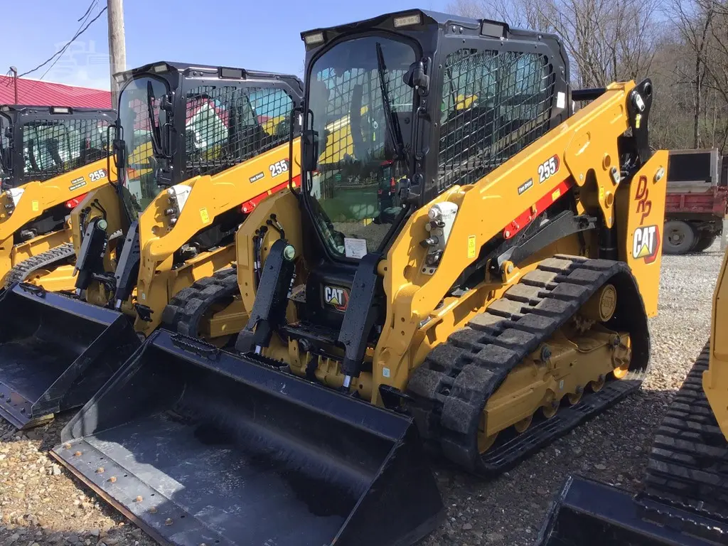 2025 Caterpillar 255