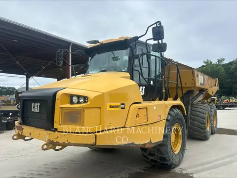 2019 Caterpillar 730