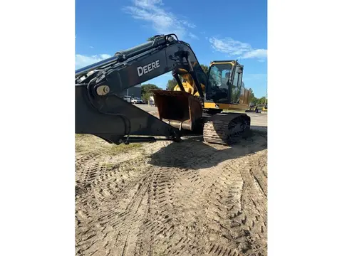 2023 John Deere 350P