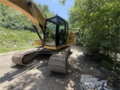2018 Caterpillar 320